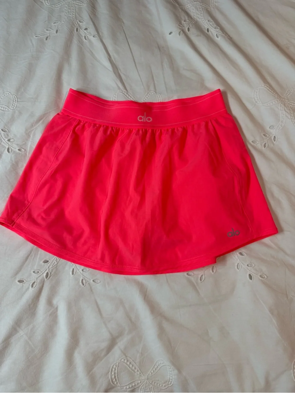 ALO Yoga Neon Coral Athletic Skort - Picture 1 of 4
